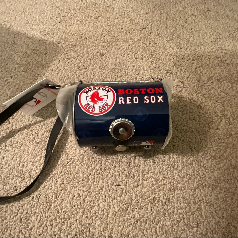 MLB Red Sox Little Earth Littleearth MLB Red Sox Metal Purse w/ COA